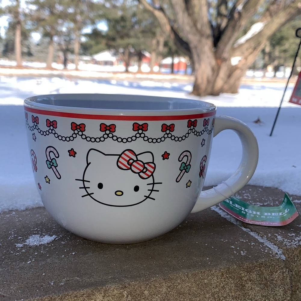 Christmas hello kitty mug BNWT